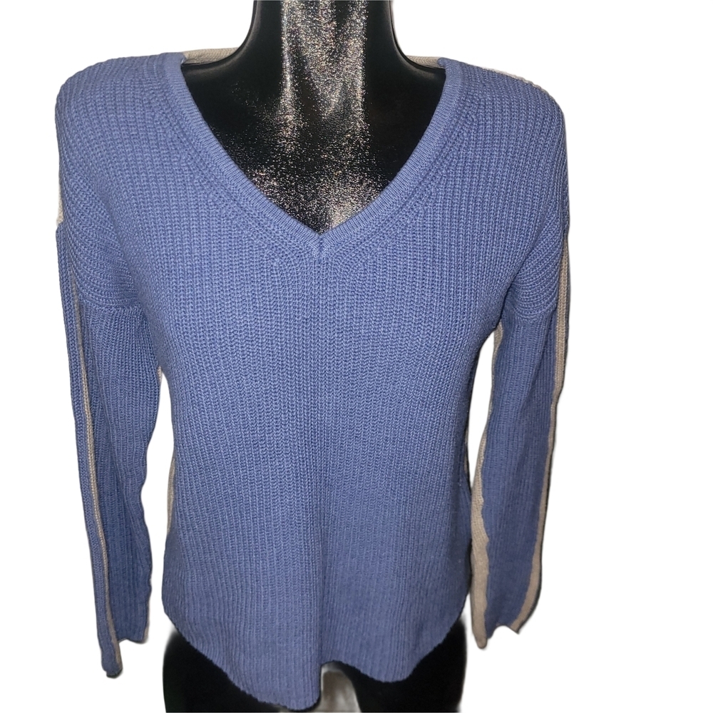 Tribal Blue And Cream Knit V-Neck Women's Colorblock Sweater Size M